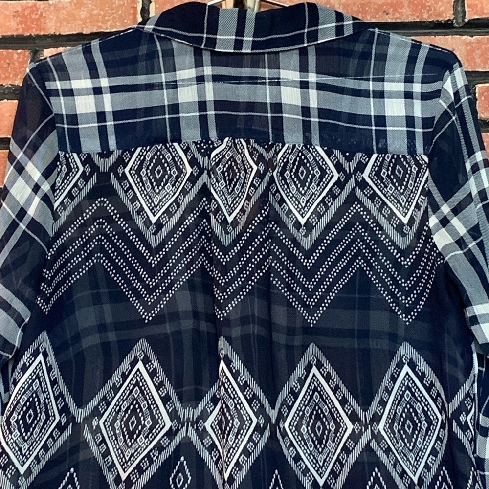 Band Of Gypsies Navy & White Button Down Top SZ-S - Picture 5 of 6